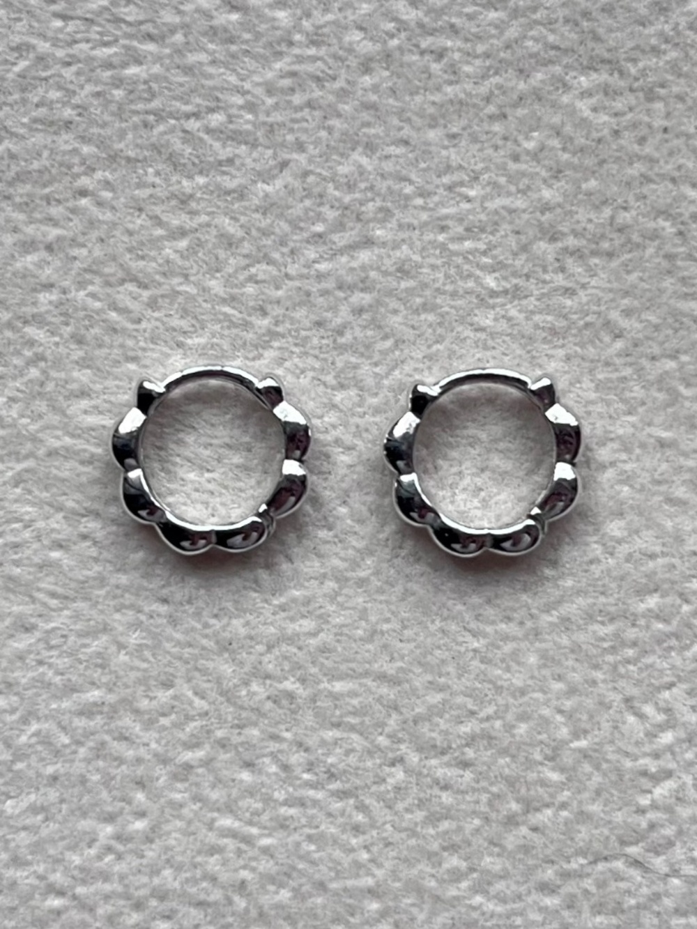 E123 | .925 Sterling Silver Beaded Huggie Hoop Earrings